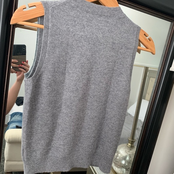 Skull cashmere front skull sleeveles pullover - Picture 6 of 8